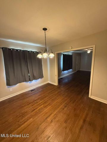 4420 Woodland Avenue, Jackson, MS 39206