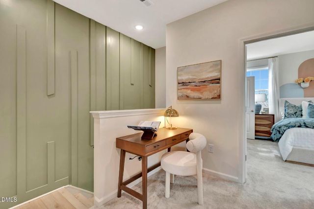 10033 Secluded Garden Drive 160, Apex, NC 27523