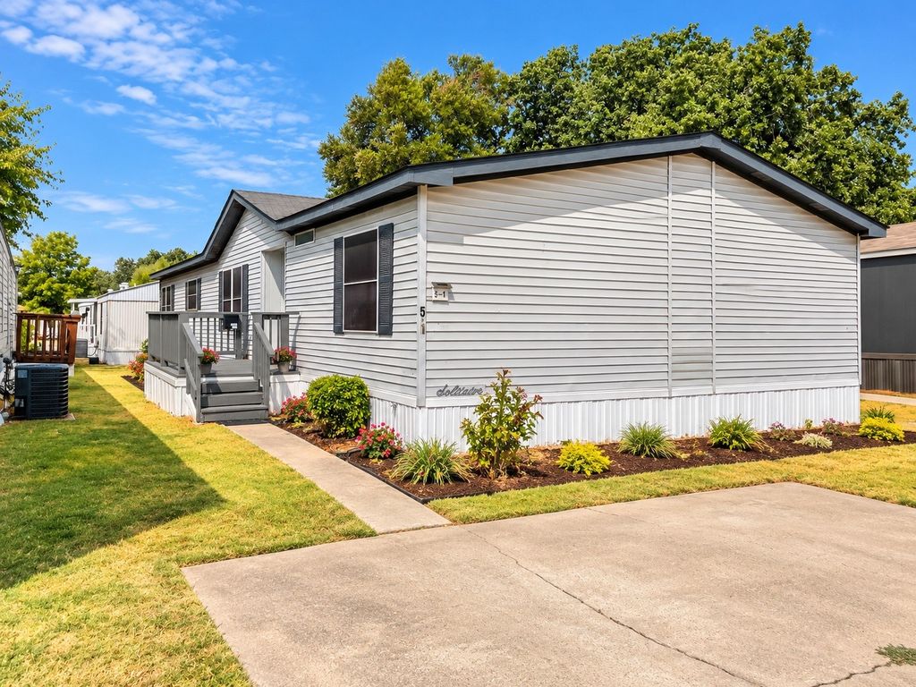 301 S Coppell Road 5-1, Coppell, TX 75019 — exterior