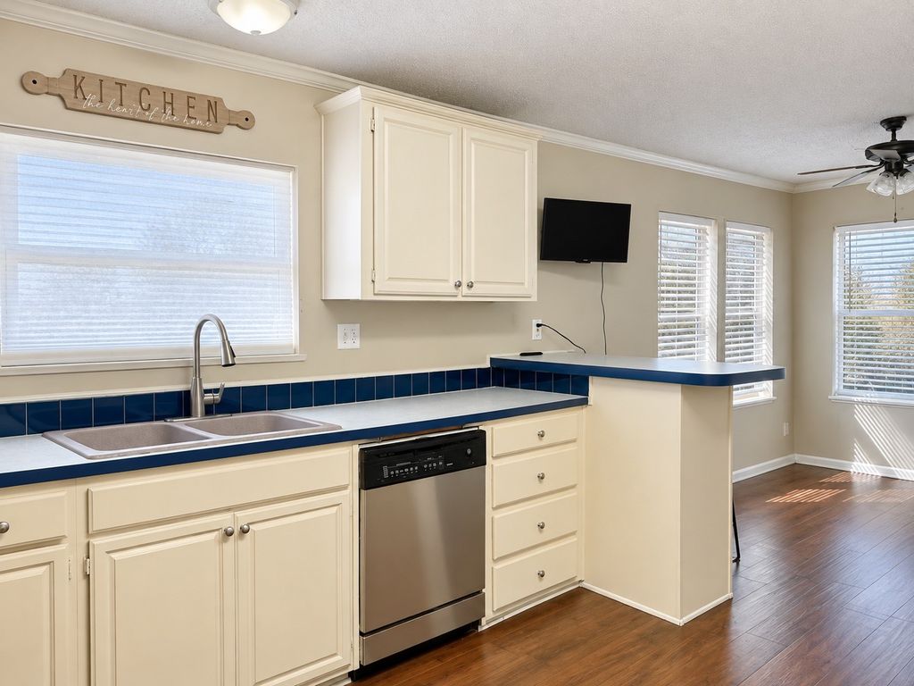 301 S Coppell Road 5-1, Coppell, TX 75019 — photo 3