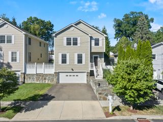 24 Warsaw Street, Fairfield, CT 06825