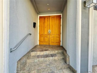 11989 Laurelwood Drive 1, Studio City, CA 91604
