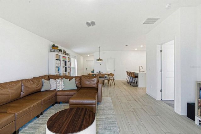 3643 FOREST PATH DRIVE, Plant City, FL 33565