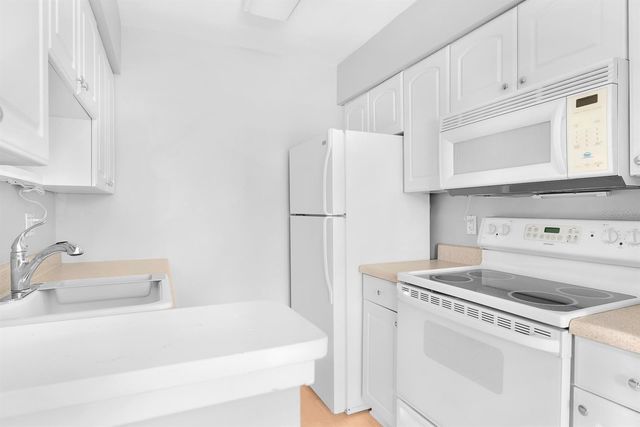 5741 PEREGRINE AVENUE 28A, Orlando, FL 32819