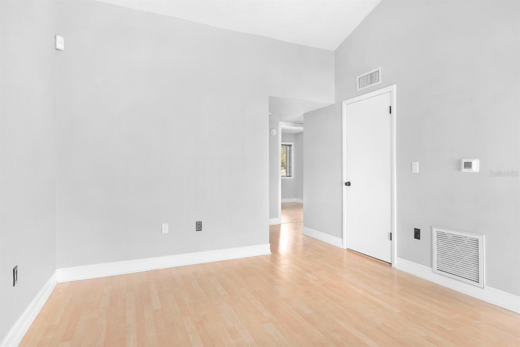 Image 8 of property listing at 5741 PEREGRINE AVENUE 28A, Orlando, FL 32819