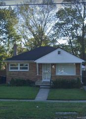 20266 Lahser Road, Detroit, MI 48219