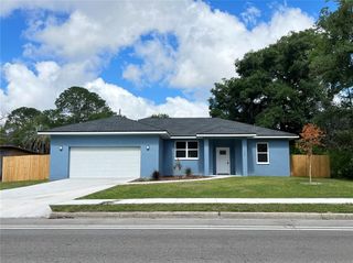 3002 NE 15TH STREET, Gainesville, FL 32609