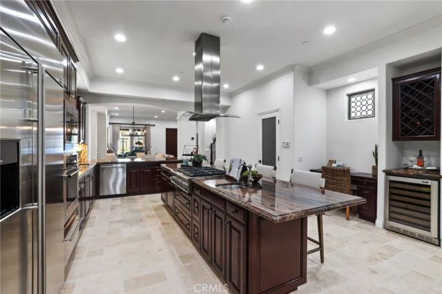212 5th Street, Seal Beach, CA 90740