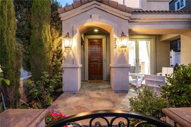 212 5th Street, Seal Beach, CA 90740