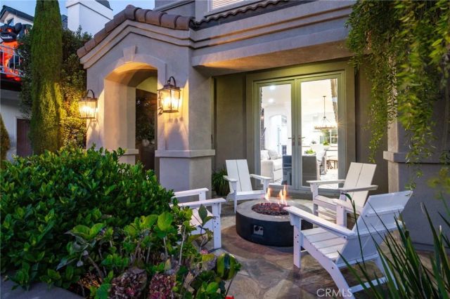 212 5th Street, Seal Beach, CA 90740