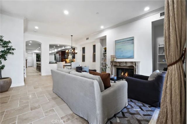 212 5th Street, Seal Beach, CA 90740