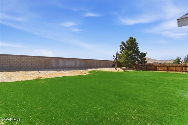 2313 Thistle Street, Rosamond, CA 93560