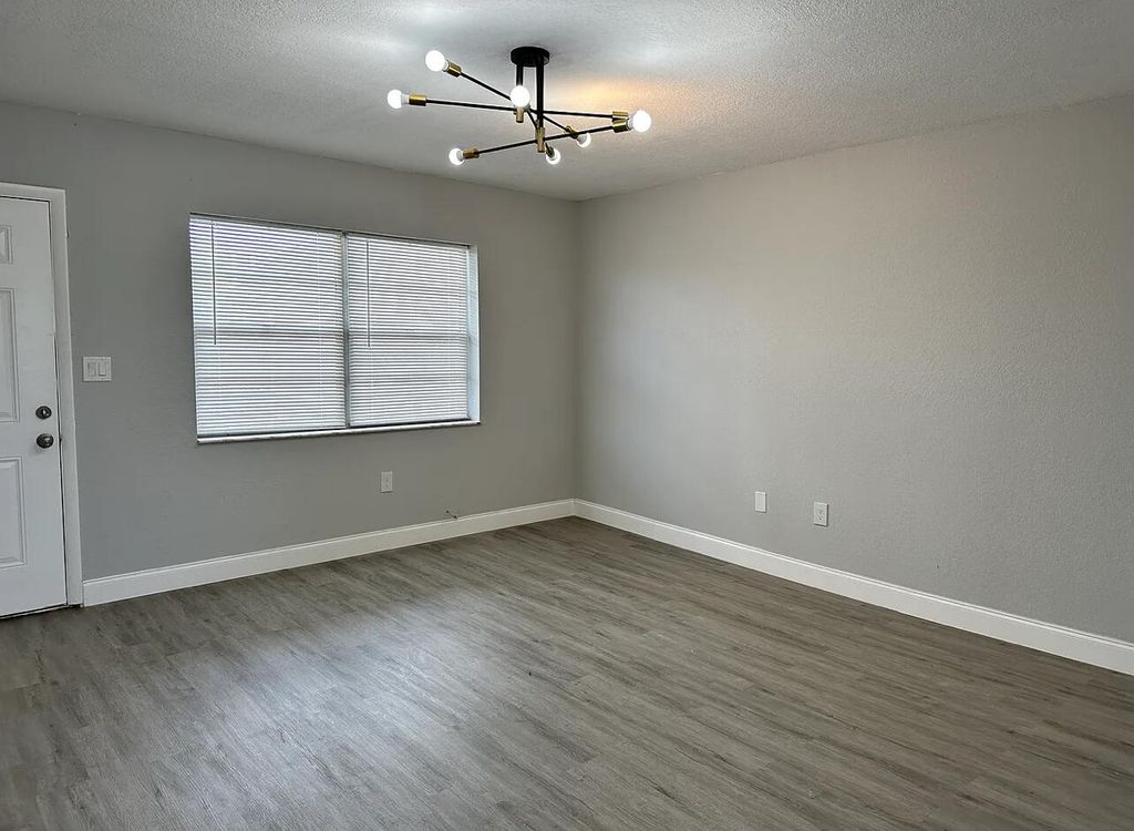 110 SE 7TH Street 2, Hallandale Beach, FL 33009