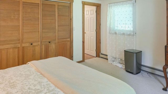 60 Fletcher Lane, Hartford, VT 05059