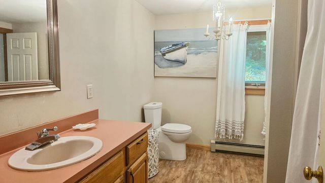 60 Fletcher Lane, Hartford, VT 05059