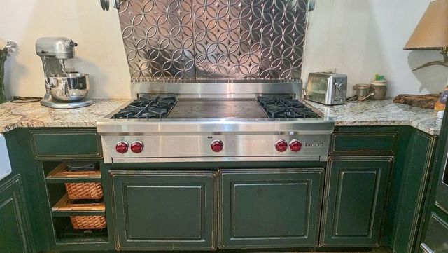 60 Fletcher Lane, Hartford, VT 05059