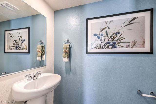 7368 Philip Cove Street, North Las Vegas, NV 89084