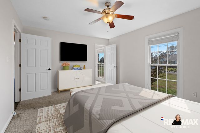 102 Pennsylvania Ave, White House, TN 37188