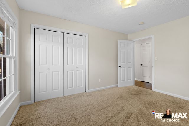 102 Pennsylvania Ave, White House, TN 37188