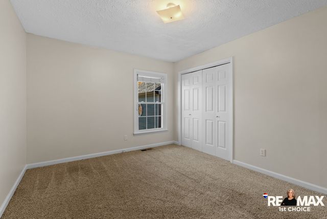 102 Pennsylvania Ave, White House, TN 37188