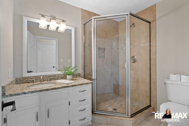 102 Pennsylvania Ave, White House, TN 37188