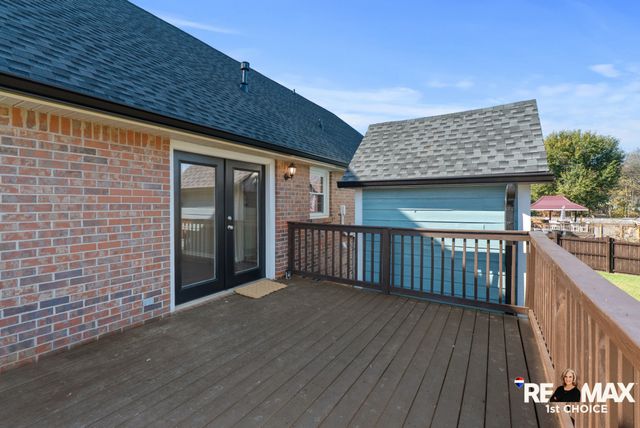 102 Pennsylvania Ave, White House, TN 37188