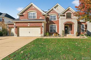 1823 Dover Trace Drive, Fenton, MO 63026