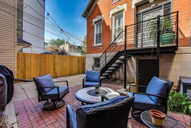 918 N Winchester Avenue 4, Chicago, IL 60622