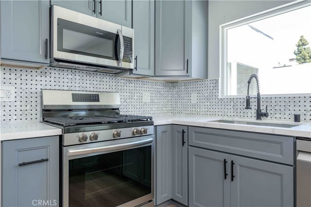 10220 El Monterey Avenue, Fountain Valley, CA 92708