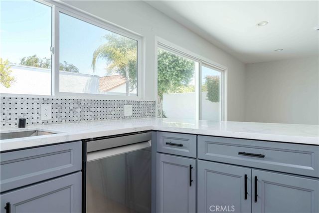 10220 El Monterey Avenue, Fountain Valley, CA 92708