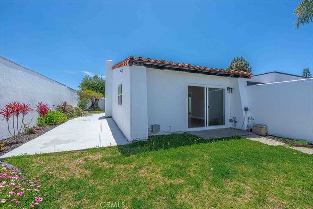 10220 El Monterey Avenue, Fountain Valley, CA 92708