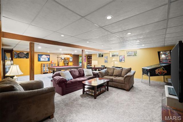 338 Branchport Drive, Chesterfield, MO 63017