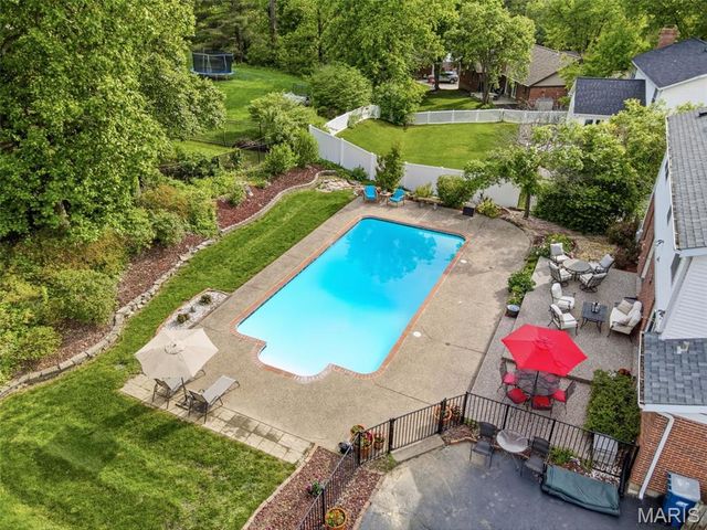 338 Branchport Drive, Chesterfield, MO 63017