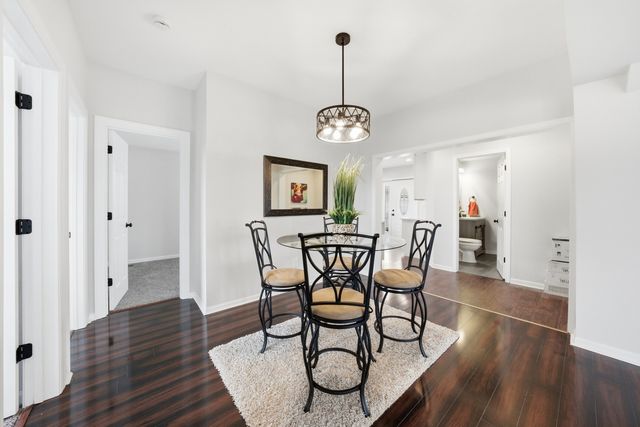 8891 67th Street, Hodgkins, IL 60525