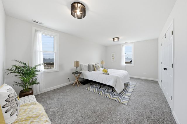 8891 67th Street, Hodgkins, IL 60525