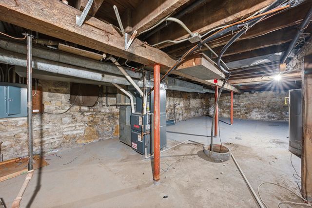 8891 67th Street, Hodgkins, IL 60525