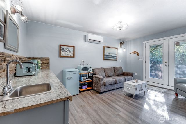 165 Spruce Loop SW, Ocean Shores, WA 98569