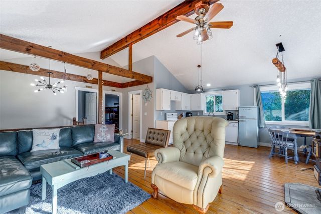 165 Spruce Loop SW, Ocean Shores, WA 98569