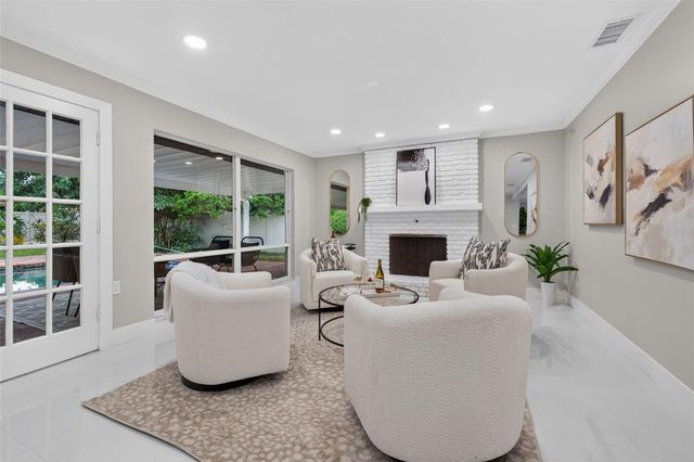219 MIRAMAR BOULEVARD NE, St Petersburg, FL 33704