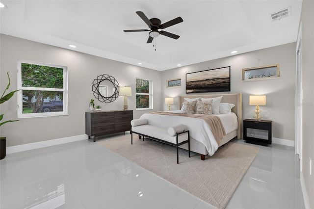 219 MIRAMAR BOULEVARD NE, St Petersburg, FL 33704