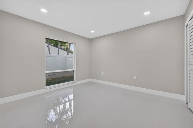 219 MIRAMAR BOULEVARD NE, St Petersburg, FL 33704