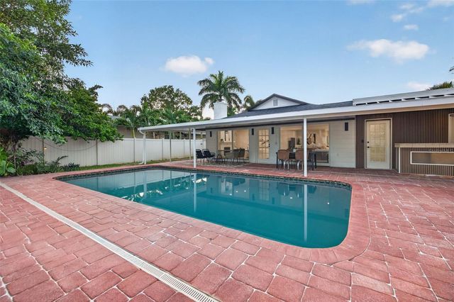 219 MIRAMAR BOULEVARD NE, St Petersburg, FL 33704