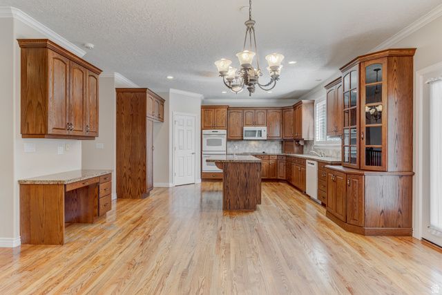 1210 ELK HOLLOW ROAD RD, North Salt Lake, UT 84054