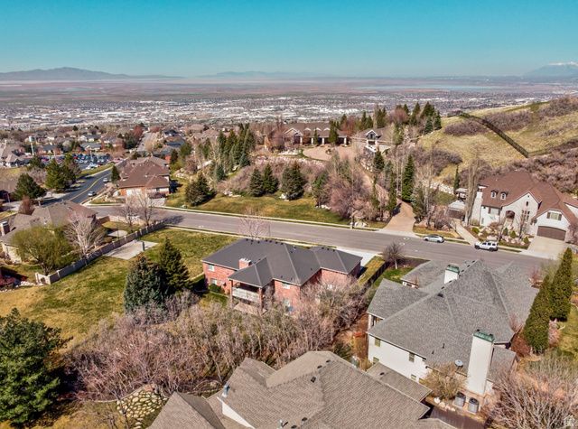 1210 ELK HOLLOW ROAD RD, North Salt Lake, UT 84054