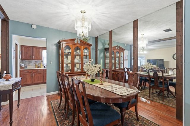 14403 BRENTWOOD DRIVE, Tampa, FL 33618