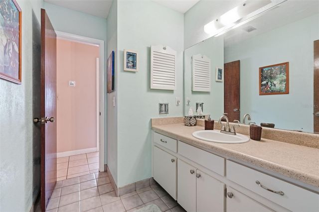 14403 BRENTWOOD DRIVE, Tampa, FL 33618