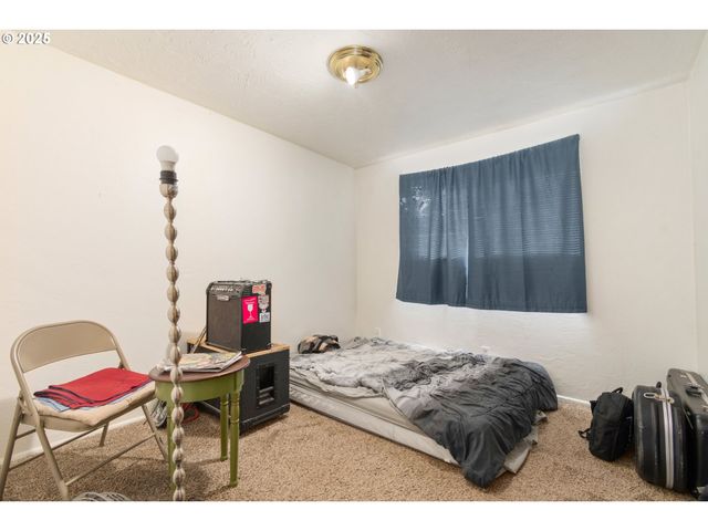 3577 CONCORD St, Eugene, OR 97402