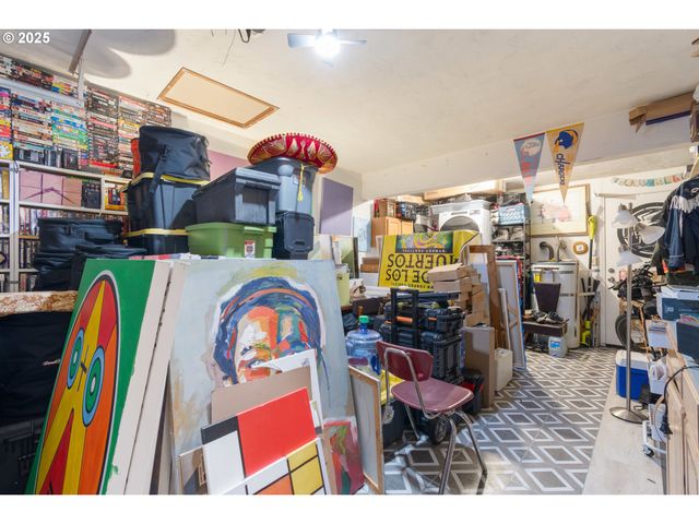 3577 CONCORD St, Eugene, OR 97402