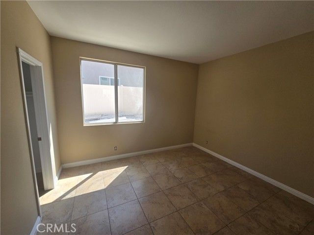 2382 Macbeth Avenue, Corona, CA 92882