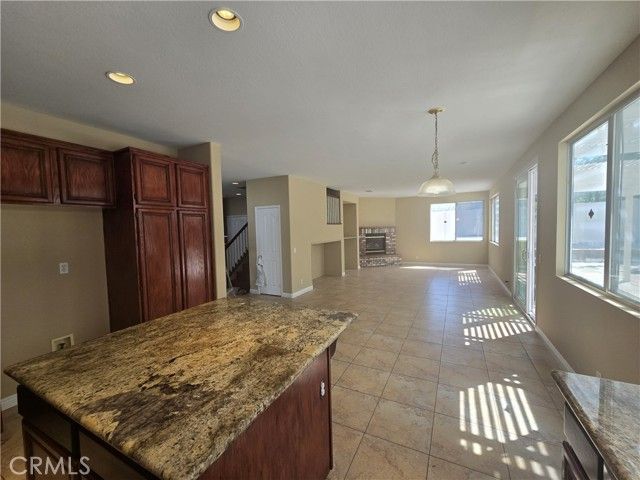 2382 Macbeth Avenue, Corona, CA 92882